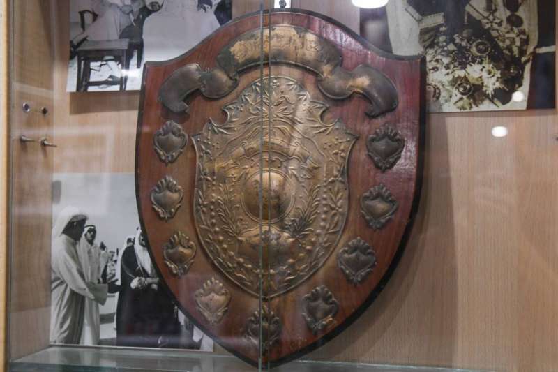 أول درع للدوري الكويتي