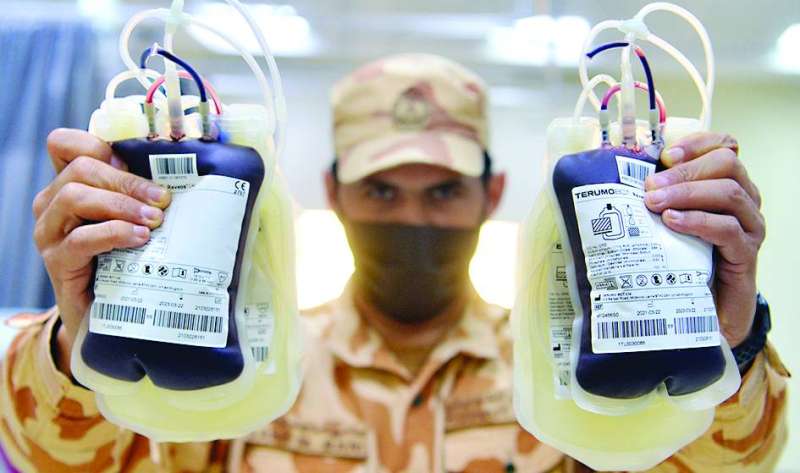 
أحد المتبرعين بالدم
