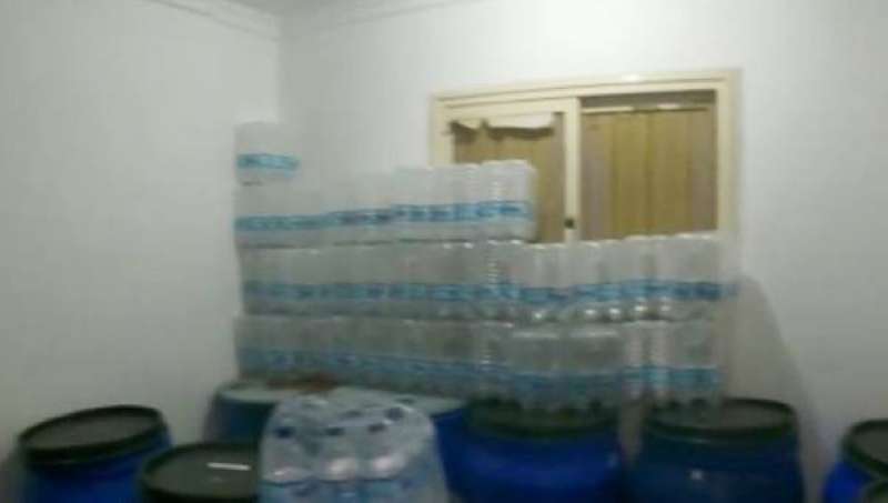 تسعة مصانع خمور في عمارة بحولي 
