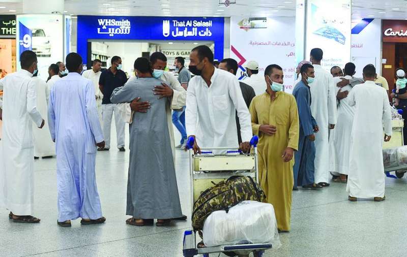 طلائع العائدين من مصر 