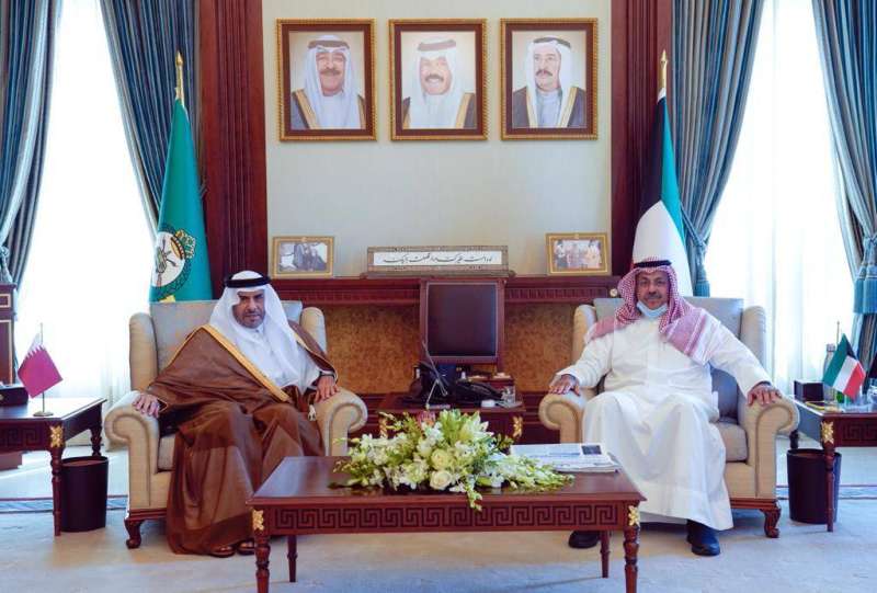 الفريق أول الشيخ أحمد النواف وسفير قطر