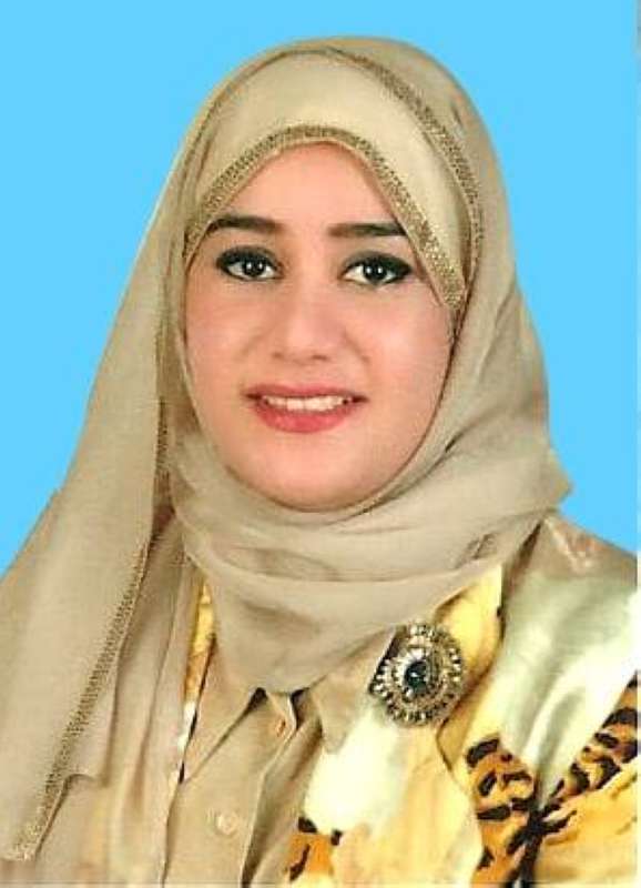 رئيسة المشروع الدكتورة حنان سليمان الخليفة 