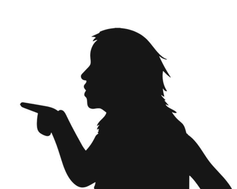 المواطنة كانت بصدد مغادرة البلاد