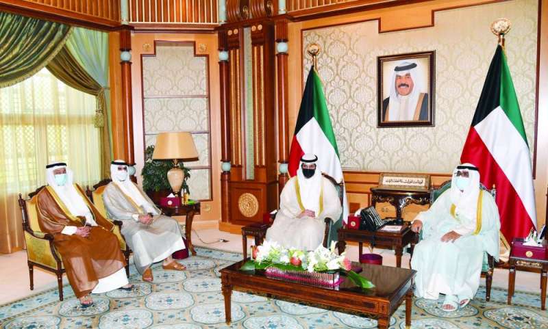 ولي العهد مستقبلاً المطيري والناصر والمسلم في 9 يونيو