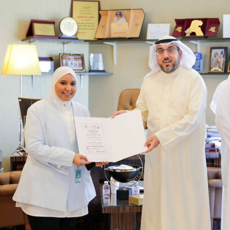 الشاهين يكرم فريق مشروع إعادة تدوير الطعام المهدر لإنتاج الوقود الحيوي «إيثانول» 