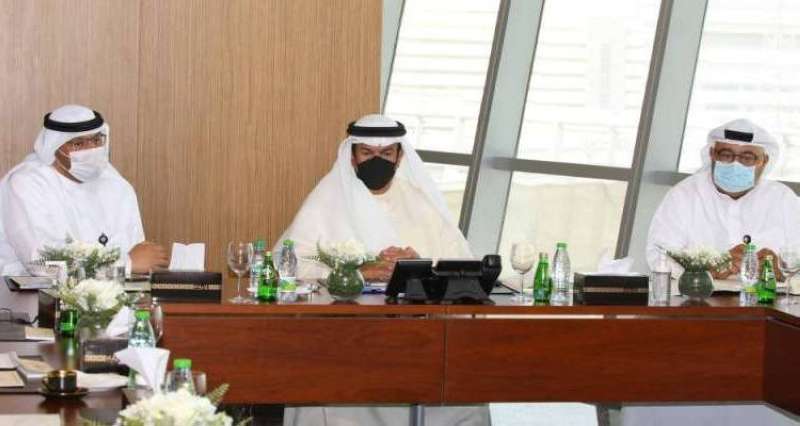 اجتماع سابق للوزير مع قياديي الوزارة