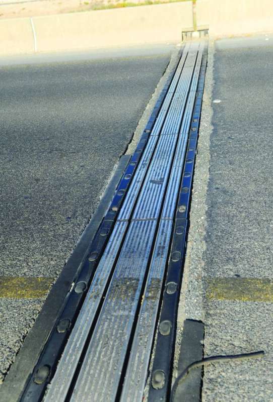 فواصل تحتاج لاستبدال	