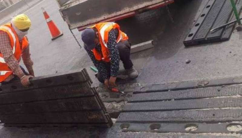 إصلاح الطرق
