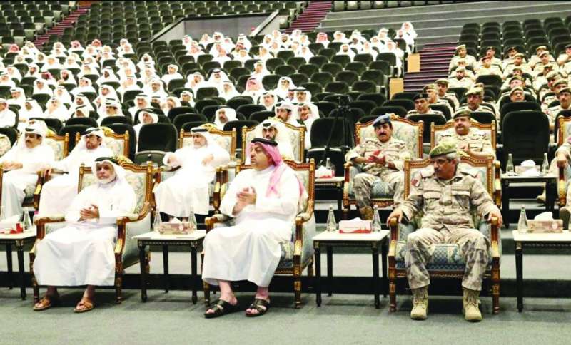 المشاركون في حفل التكريم
