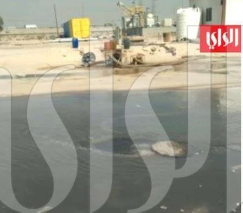 مياه الصرف تطفح في أجزاء من «غرب عبدالله المبارك»
 