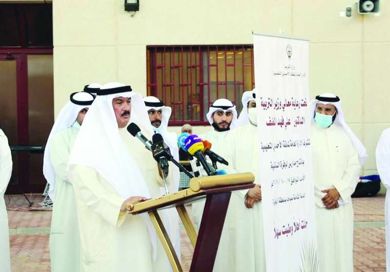 المضف متحدثاً في حفل الافتتاح 