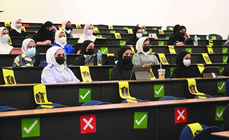 انتظام الدراسة وفق الاشتراطات الصحية
