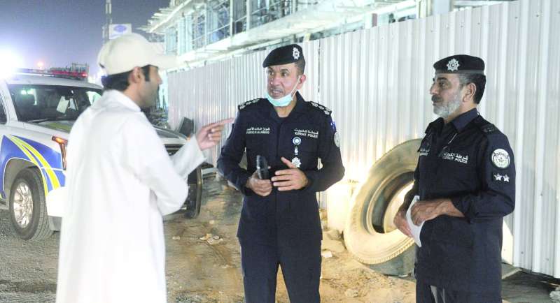 العميد الشيخ فواز الخالد يتحدّث للزميل نايف كريم
