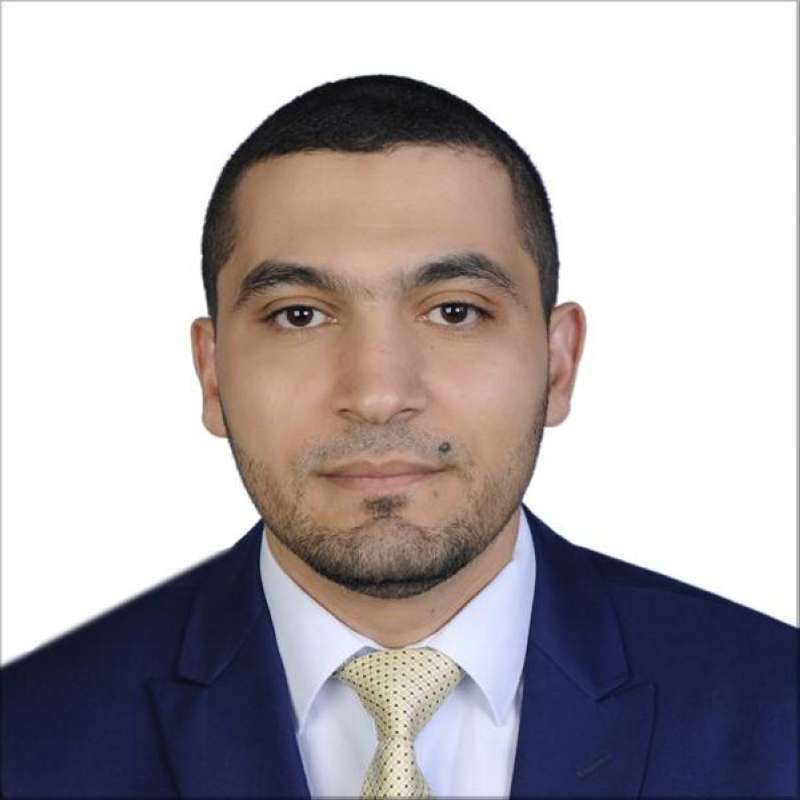 الدكتور إياد أبودوش 