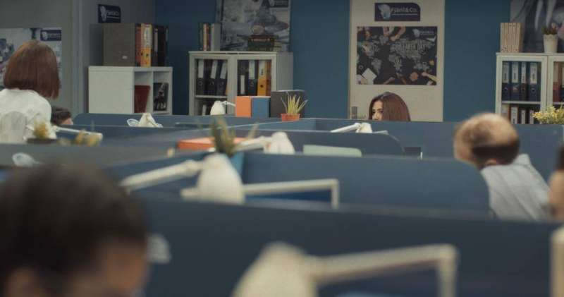 المخرجة الكويتية ميساء المؤمن تشارك في مهرجان «مسكون» لأفلام الرعب والخيال العلمي 
 