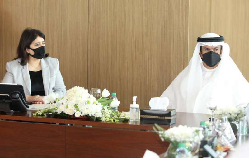 التربية تجتمع مع «تكنولوجيا المعلومات» لإدخال خدماتها إلالكترونية في تطبيق «سهل» 
 