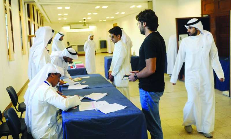 لجان الاقتراع استقبلت المشاركين
