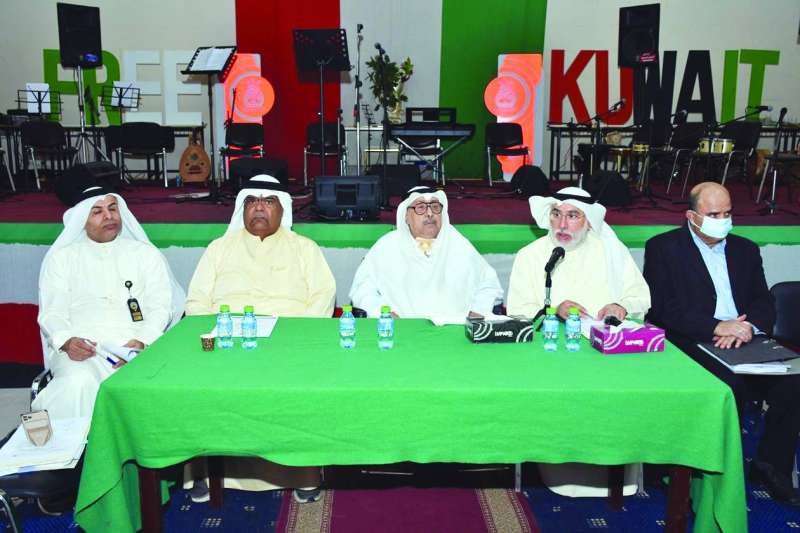 المفرج وعبدالرسول وعبدالله مع ممثلي وزارة الشؤون
