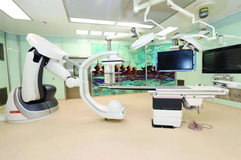 جانب من تجهيز غرف العمليات في مستشفى جابر
