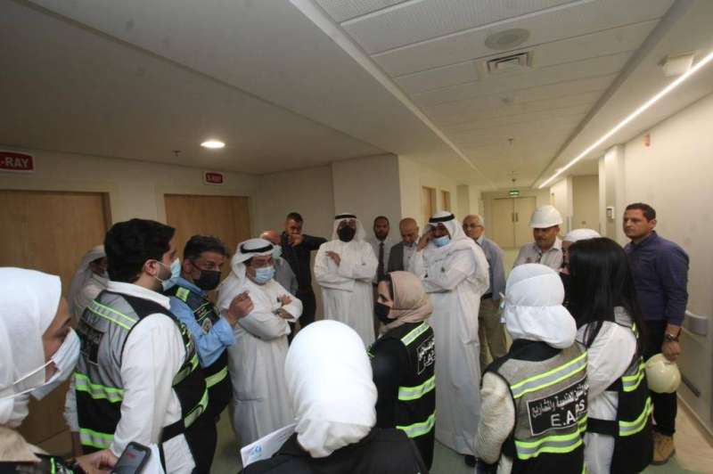 وزير الصحة يتفقد مشروع مستشفى الفروانية الجديد 
 