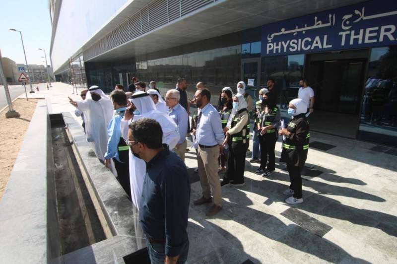 وزير الصحة يتفقد مشروع مستشفى الفروانية الجديد 
 