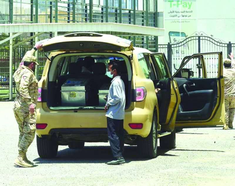 نقل اختبارات الثانوية بسيارات «التربية» وبإسناد أمني