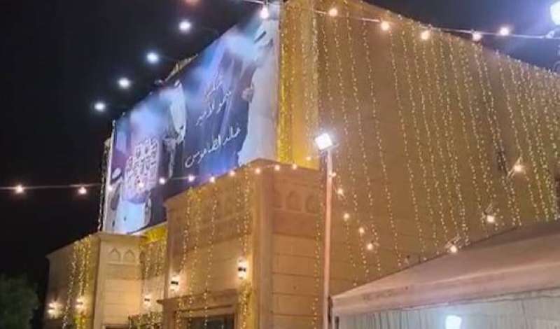 محبو الطاحوس في ديوانه انتظارا لوصوله
