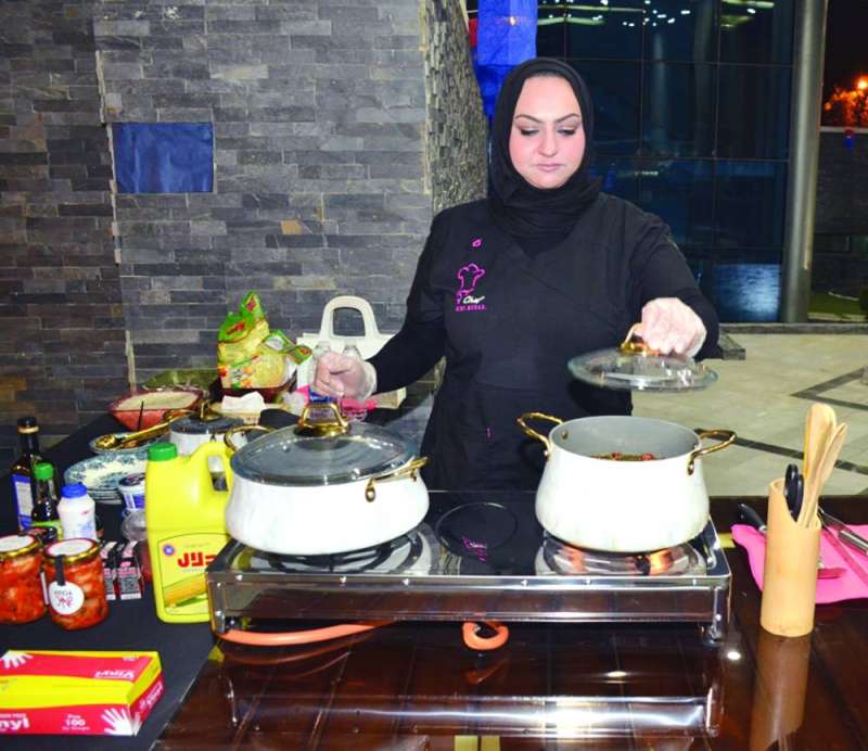 
إحدى المتسابقات المشاركات في المسابقة
