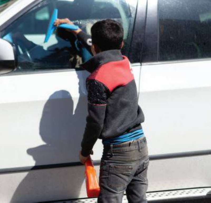 مستقبل أطفال لبنان على المحك 