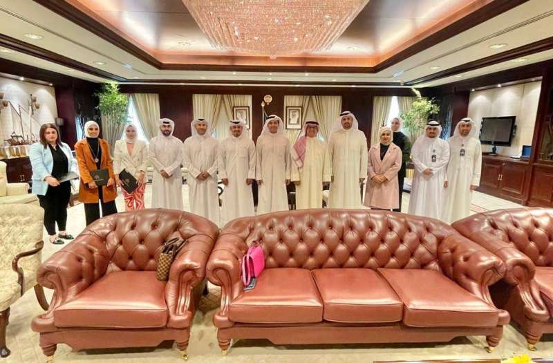 الشايع يكرم فريقي ورشة عمل الجودة والتطوير بين «السكنية» وبنك بوبيان
 