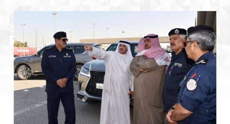 العلي متفقدا منفذ النويصيب 