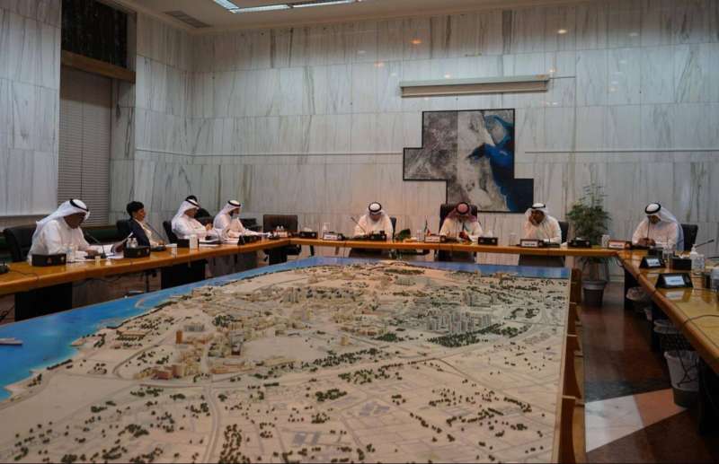 حلبه دائمة للسيارات والدراجات الهوائية في الضجيج
 