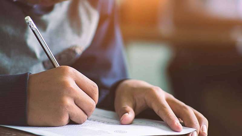 المناطق التعليمية تعتمد جداول اختبارات المرحلة المتوسطة.. بـ«يوم وترك»
 