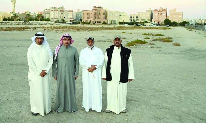 مجموعة من أهالي «جابر الأحمد»
