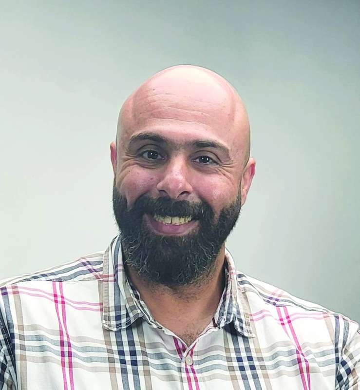 
ناصر الأستاذ