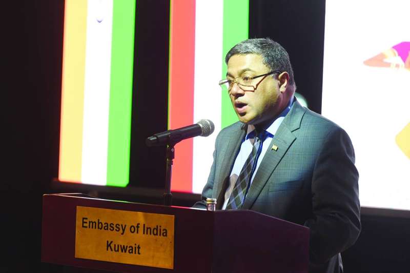 السفير الهندي سيبي جورج يلقي كلمته