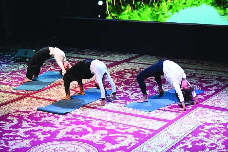 استعراض ثقافة «اليوغا»