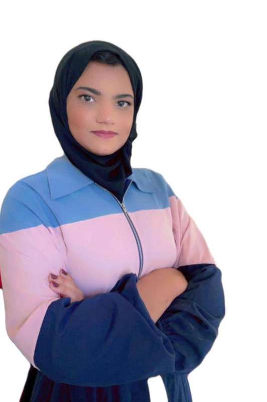 رزان الكلباني الفائزة بجائزة تقدير	