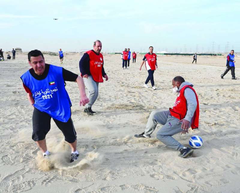 علي مروي يتخطى مدافع ثانوية كيفان
