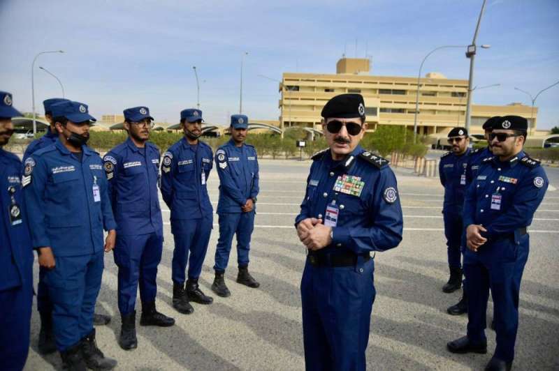 المكراد متفقدا تدريبات الإطفائيين 