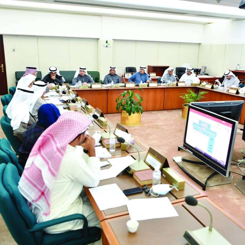 من اجتماع اللجنة المالية الاخير