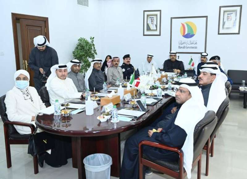  الأصفر خلال الاجتماع 