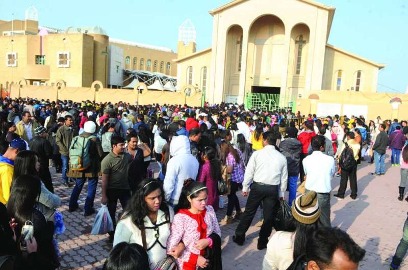 الطوائف المسيحية تحتفل بعيد الميلاد 