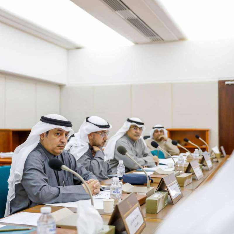 من اجتماع سابق للجنة المالية