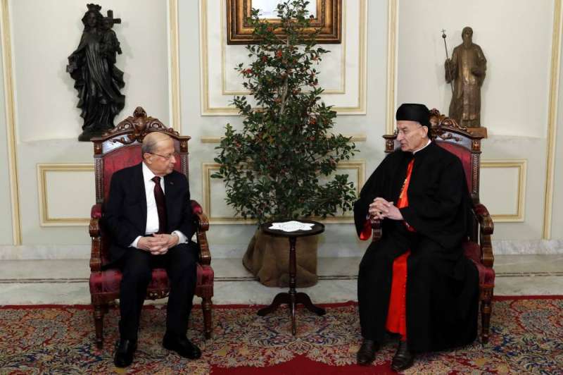 عون والراعي خلال لقائهما في بكركي أمس