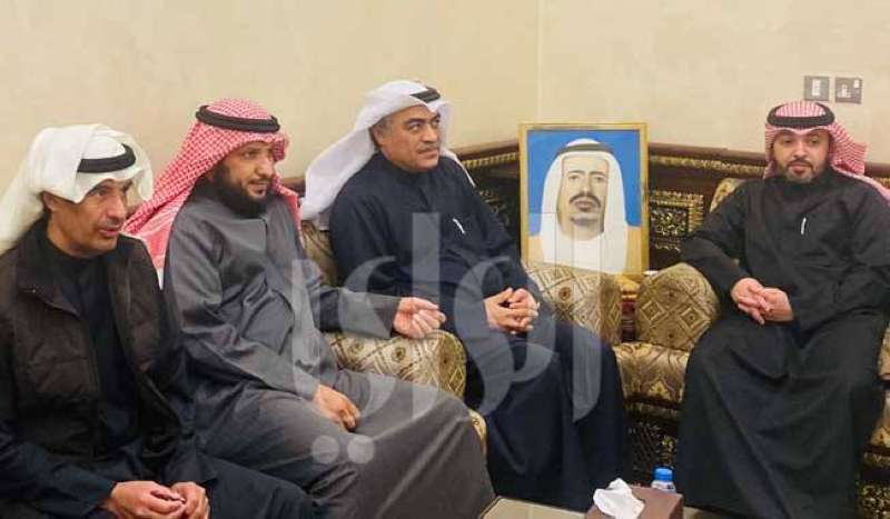 النواب محمد الراجحي وخالد العنزي وفايز الجمهور 