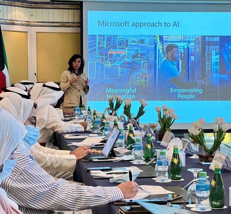 جانب من الدورات التي نفذها الجهاز بالتعاون مع مايكروسوفت