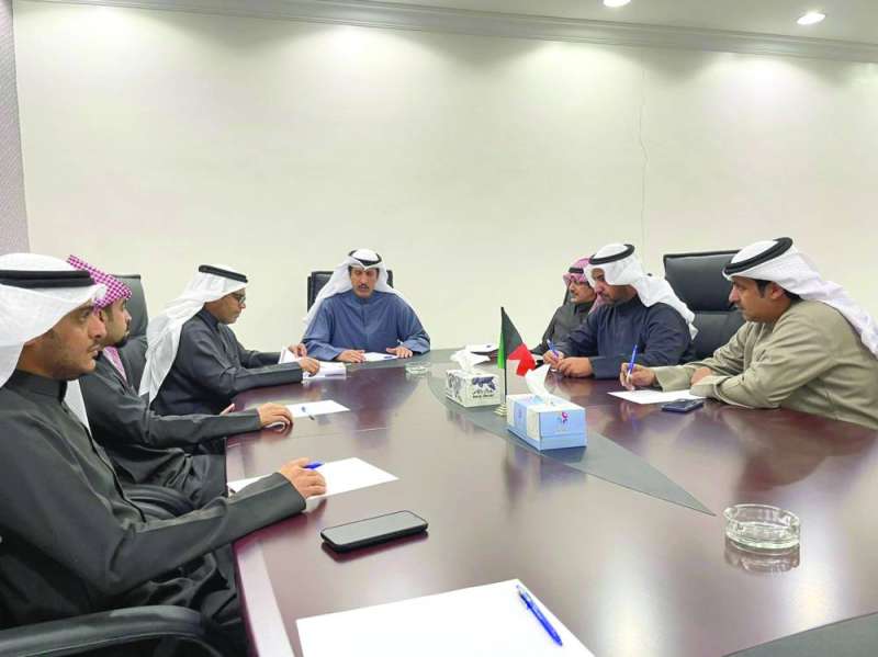 جانب من اجتماع ممثلي «نقابة الجمارك»
