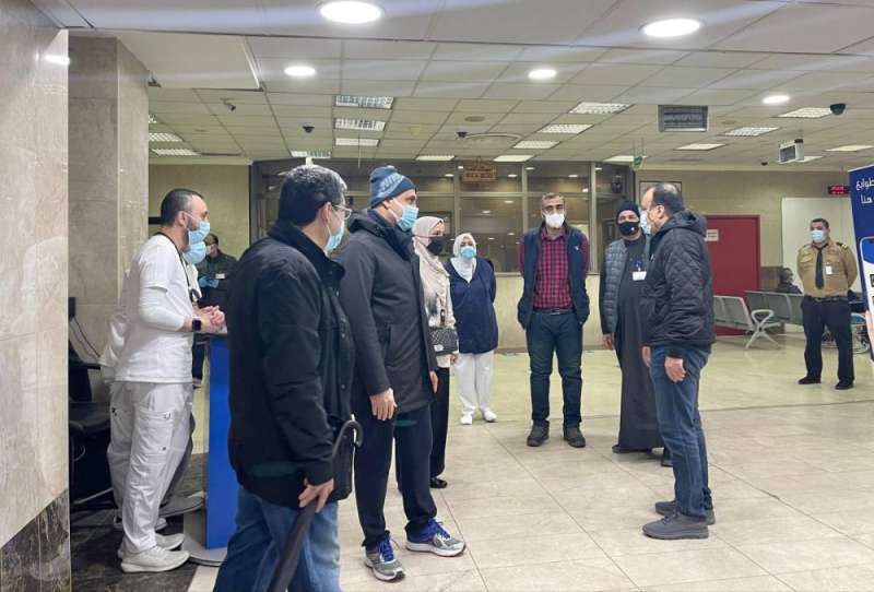وزير الصحة يتفقد عددا من المستشفيات للاطمئنان على سير العمل 
 