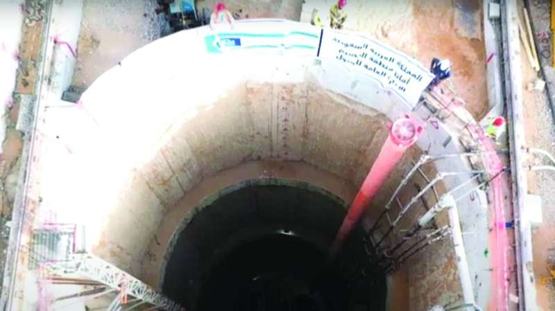 نفق ضخم في المشروع